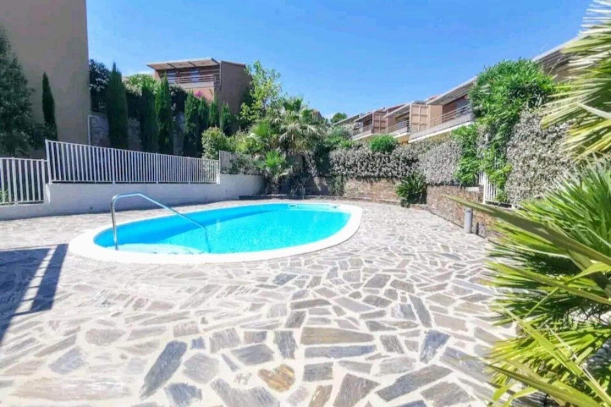Apartment With Pool Air Conditioning Wifi And Garage Collioure Exterior foto